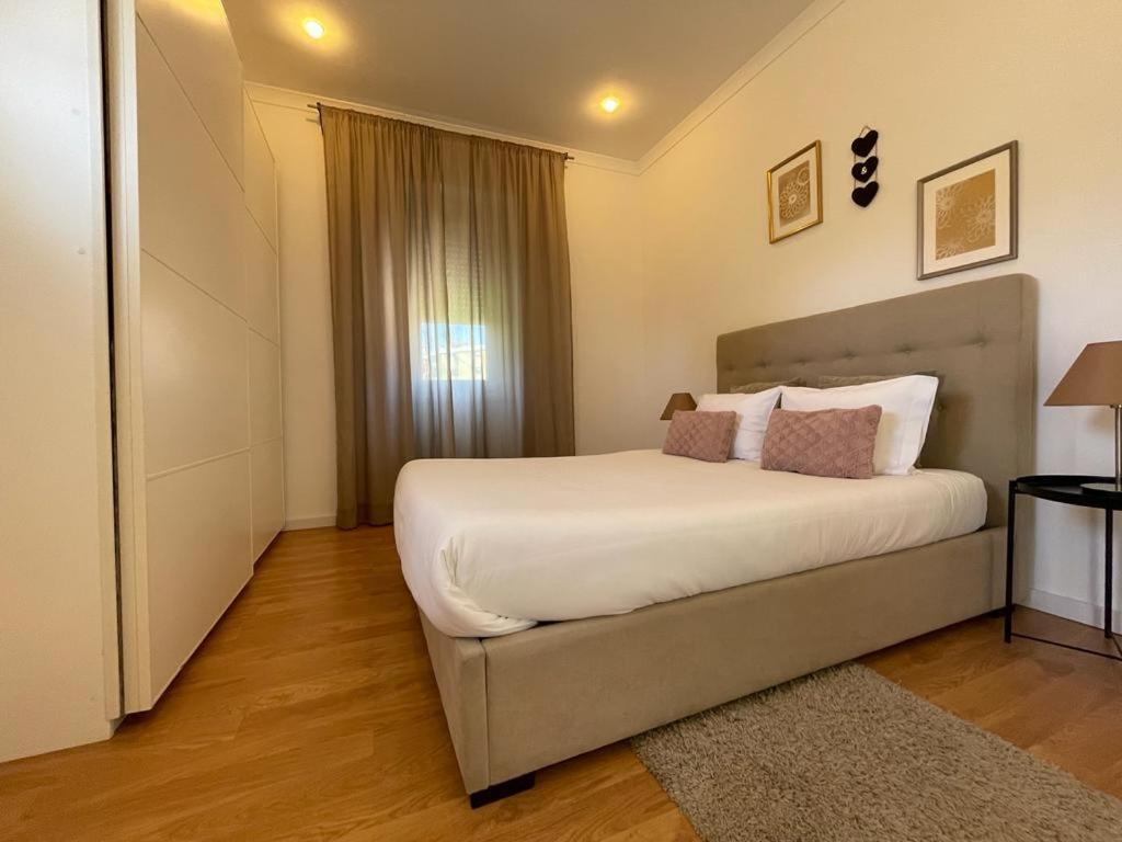 Burgaes II Apartment Porto Buitenkant foto
